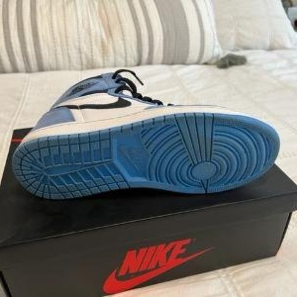 Jordan one retro - Picture 2 of 5